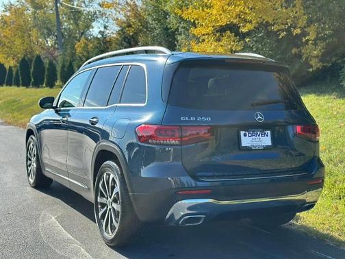 2023 Mercedes-Benz GLB 250 Base