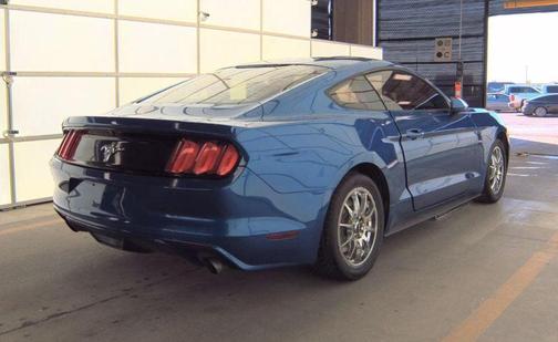 2017 Ford Mustang V6