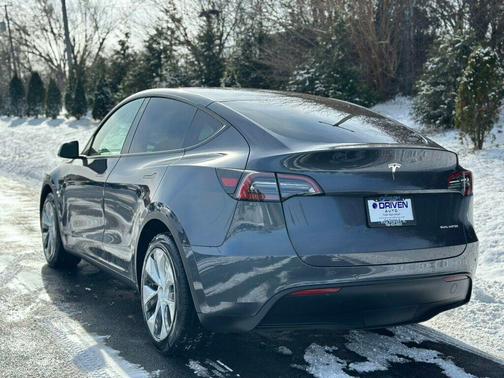 2021 Tesla Model Y Long Range AWD