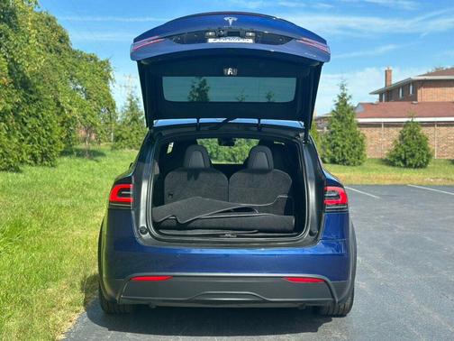 2022 Tesla Model X Plaid AWD