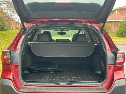 2022 Subaru Outback Limited XT