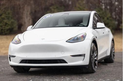 2022 Tesla Model Y Performance AWD