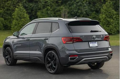 2022 Volkswagen Taos SE 4MOTION