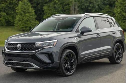 2022 Volkswagen Taos SE 4MOTION