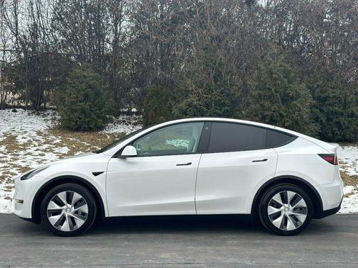 2021 Tesla Model Y Long Range AWD