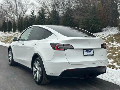 2021 Tesla Model Y Long Range AWD