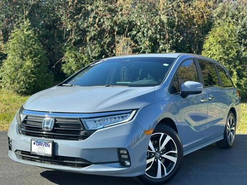 2024 Honda Odyssey Touring Automatic