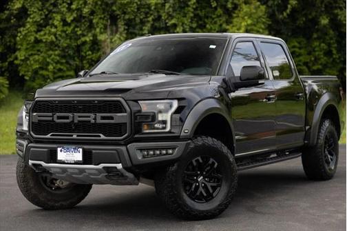 2017 Ford F-150 Raptor 4WD SuperCrew 5.5' Box