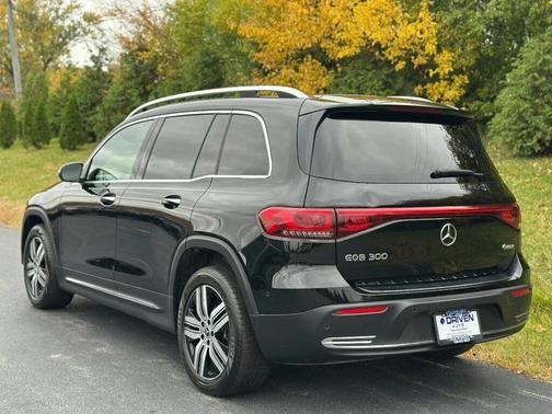 2023 Mercedes-Benz EQB 300 4MATIC