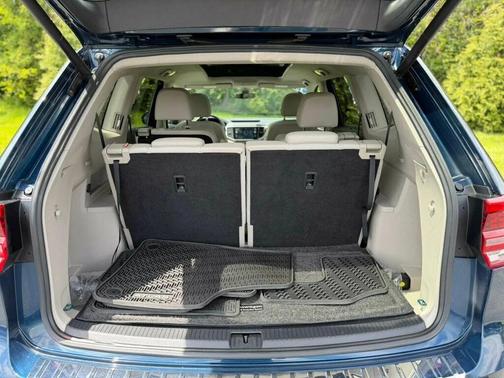 Tourmaline Blue Metallic 2019 Volkswagen Atlas 3.6L SEL