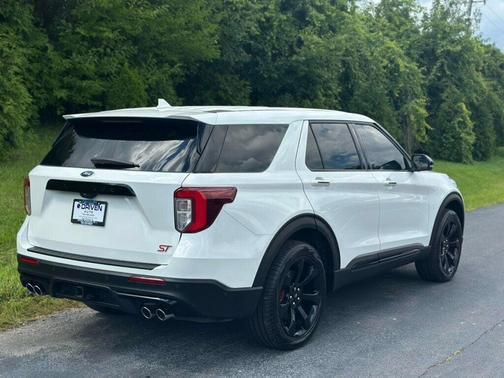 2021 Ford Explorer ST 4WD