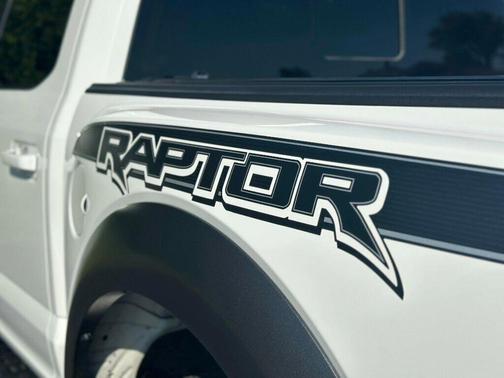 2019 Ford F-150 Raptor 4WD SuperCrew 5.5' Box