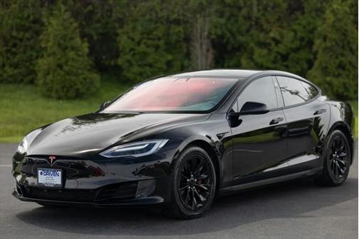 2017 Tesla Model S 90D