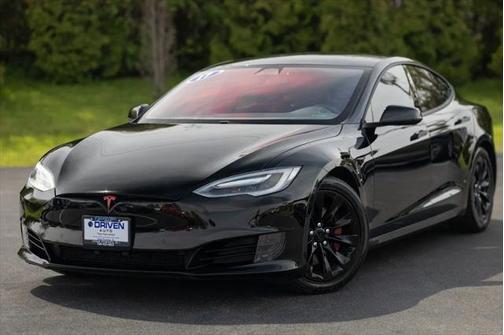 2017 Tesla Model S 90D