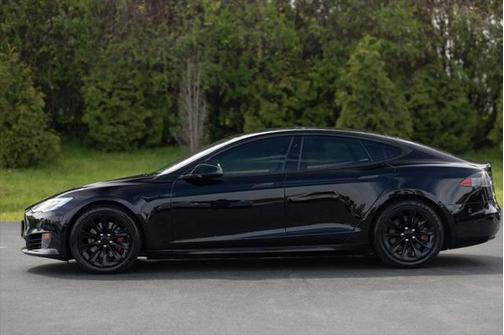 2017 Tesla Model S 90D