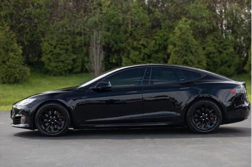 2017 Tesla Model S 90D