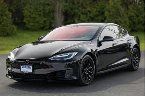 2017 Tesla Model S 90D