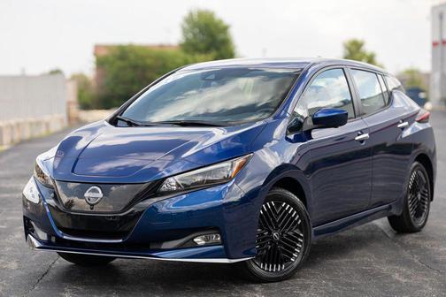 2024 Nissan Leaf SV PLUS Hatchback