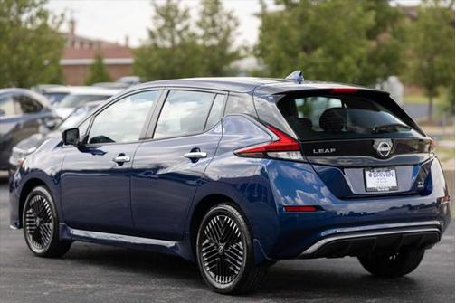 2024 Nissan Leaf SV PLUS Hatchback