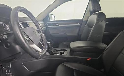2021 Volkswagen Atlas 3.6L SE w/Technology