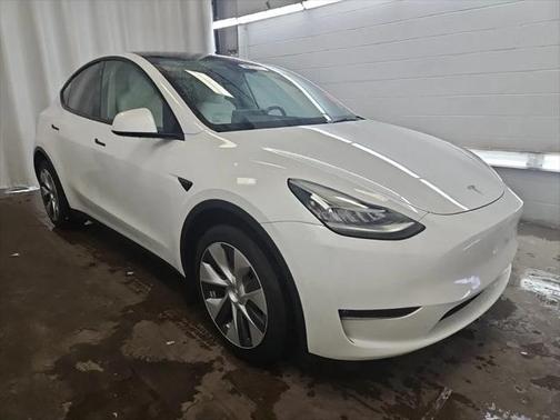 2022 Tesla Model Y Long Range AWD