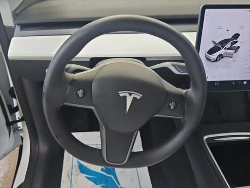 2022 Tesla Model Y Long Range AWD