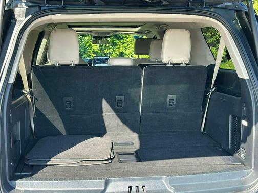 2023 Ford Expedition Max Platinum