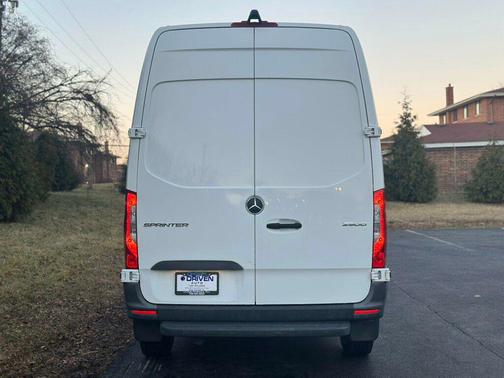 2023 Mercedes-Benz Sprinter 2500 Standard Roof