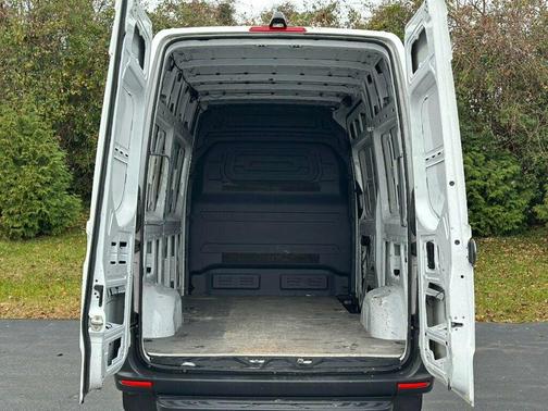 2020 Mercedes-Benz Sprinter 2500 Standard Roof
