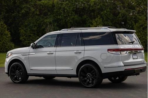 2022 Lincoln Navigator Reserve