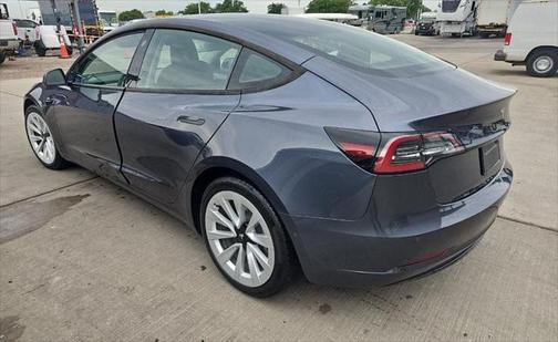 2022 Tesla Model 3 Standard Range