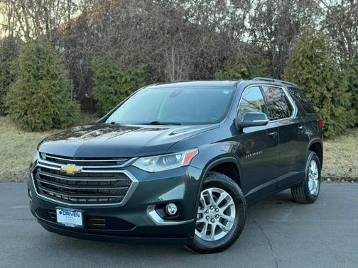 2021 Chevrolet Traverse LT Cloth
