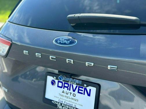 2021 Ford Escape SE