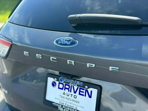 2021 Ford Escape SE