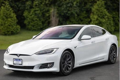 2017 Tesla Model S 75D