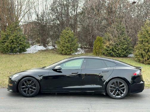 2021 Tesla Model S Plaid