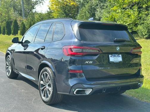 2023 BMW X5 xDrive45e Plug-In Hybrid