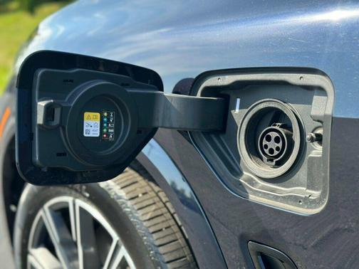 2023 BMW X5 xDrive45e Plug-In Hybrid