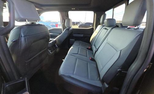 2023 Ford F-150 Lightning LARIAT