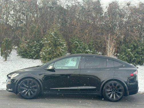 2022 Tesla Model X Plaid AWD