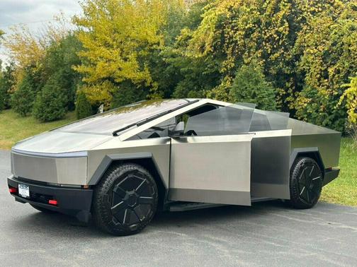 2024 Tesla Cybertruck AWD