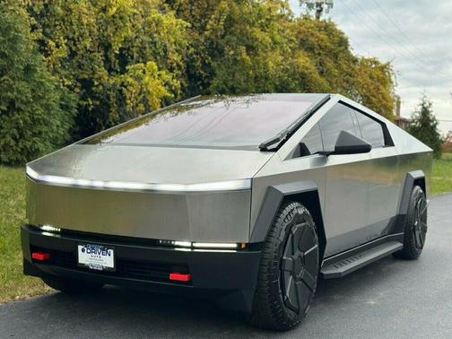 2024 Tesla Cybertruck AWD