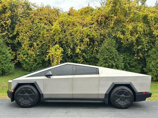 2024 Tesla Cybertruck AWD
