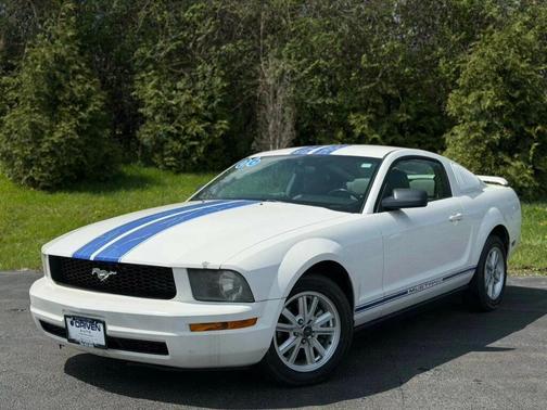 Performance White 2006 Ford Mustang Premium