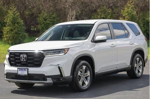 2023 Honda Pilot EX-L 7-Passenger 2WD