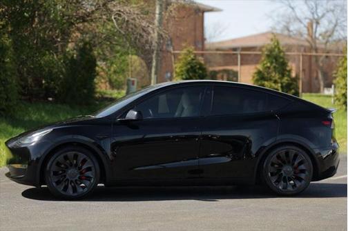 2022 Tesla Model Y Performance AWD