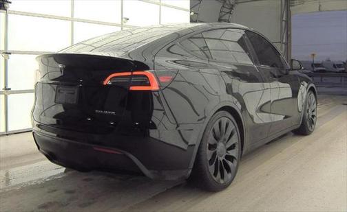 2022 Tesla Model Y Performance AWD