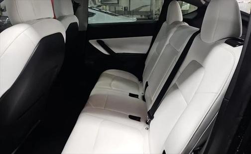 2022 Tesla Model Y Performance AWD