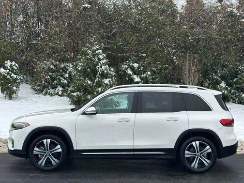 2023 Mercedes-Benz EQB 300 4MATIC