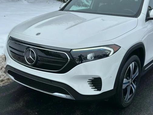 2023 Mercedes-Benz EQB 300 4MATIC